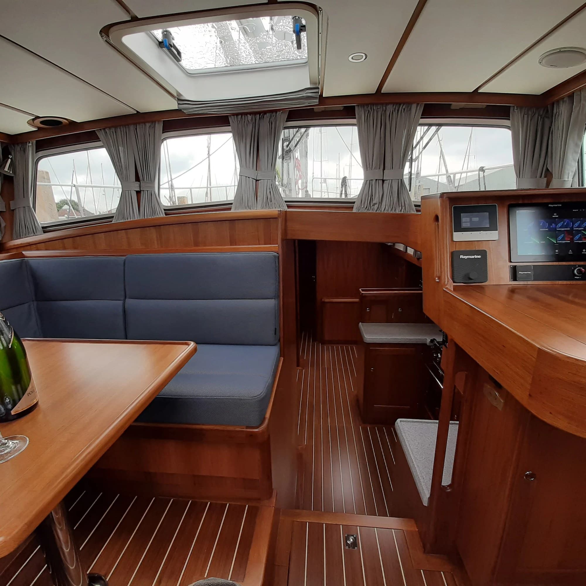 Jachtbetimmering — interieur